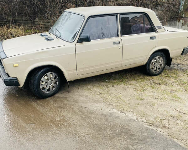 Бежевый ВАЗ 2107, объемом двигателя 1.57 л и пробегом 1 тыс. км за 900 $, фото 13 на Automoto.ua