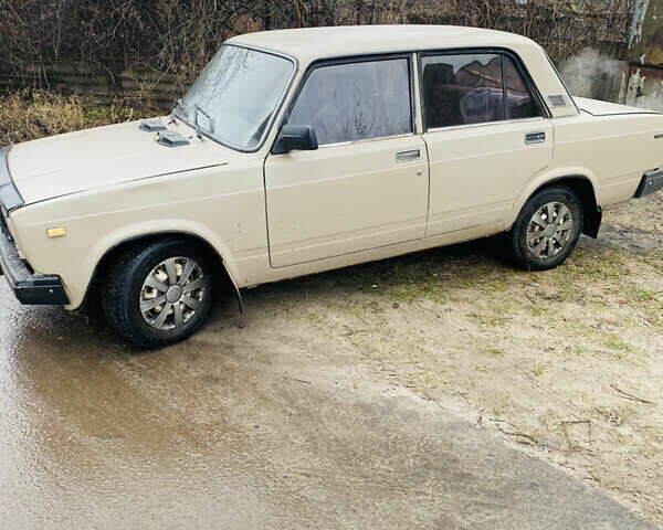 Бежевый ВАЗ 2107, объемом двигателя 1.57 л и пробегом 1 тыс. км за 900 $, фото 12 на Automoto.ua