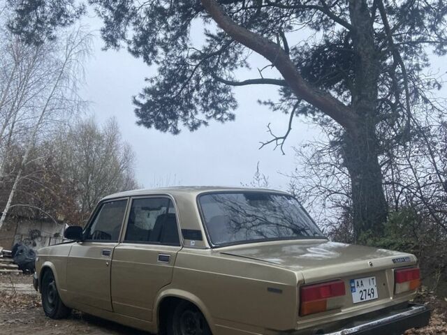 Бежевый ВАЗ 2107, объемом двигателя 1.6 л и пробегом 3 тыс. км за 1100 $, фото 2 на Automoto.ua