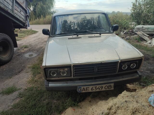 Бежевый ВАЗ 2107, объемом двигателя 0 л и пробегом 100 тыс. км за 900 $, фото 2 на Automoto.ua
