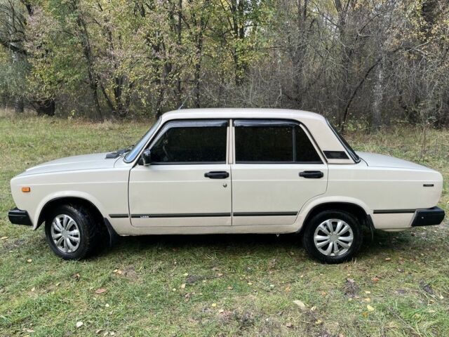 ВАЗ 2107 1996 в Чернигове на Automoto.ua Бежевый ВАЗ 2107, объемом двигателя 1.6 л и пробегом 120 тыс. км за 800 $, фото 1 на Automoto.ua
