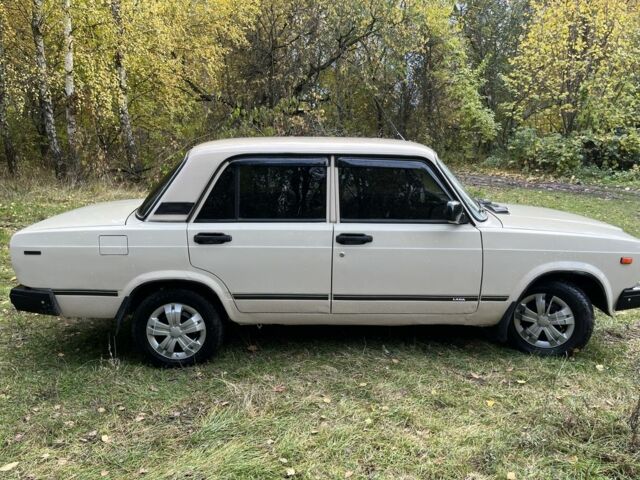 ВАЗ 2107 1996 в Чернигове на Automoto.ua Бежевый ВАЗ 2107, объемом двигателя 1.6 л и пробегом 120 тыс. км за 800 $, фото 5 на Automoto.ua