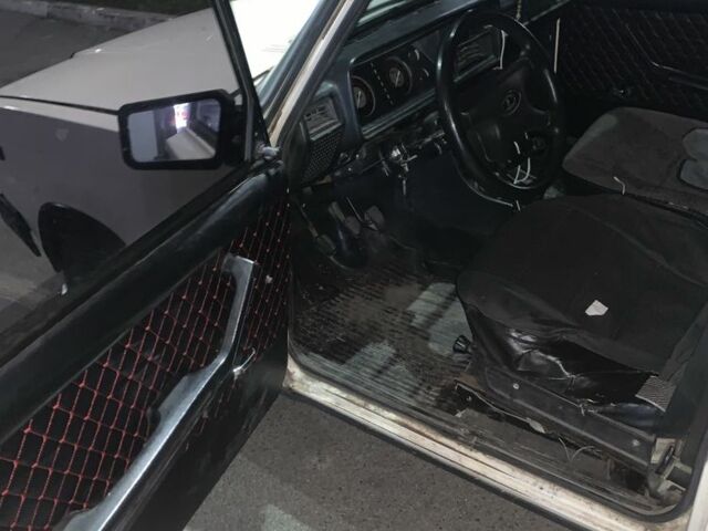 Бежевий ВАЗ 2107, об'ємом двигуна 0 л та пробігом 111 тис. км за 1100 $, фото 5 на Automoto.ua
