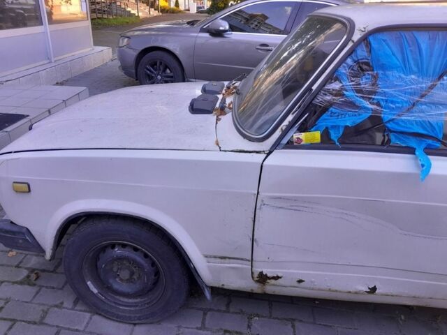 Бежевый ВАЗ 2107, объемом двигателя 1.5 л и пробегом 270 тыс. км за 387 $, фото 1 на Automoto.ua