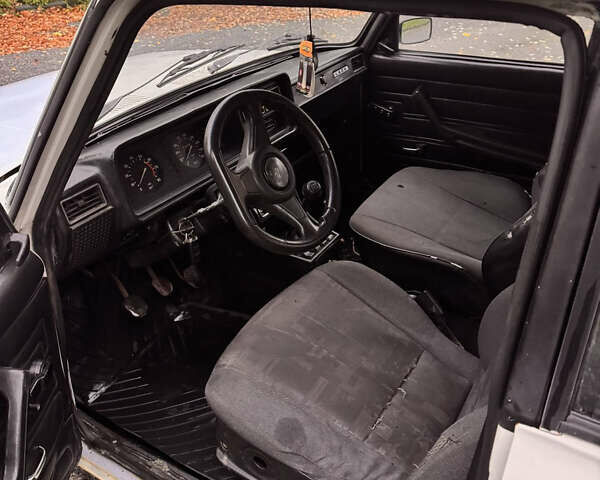 Бежевый ВАЗ 2107, объемом двигателя 1.45 л и пробегом 100 тыс. км за 700 $, фото 4 на Automoto.ua