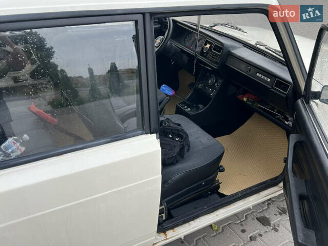 Бежевий ВАЗ 2107, об'ємом двигуна 1.45 л та пробігом 999 тис. км за 1300 $, фото 5 на Automoto.ua