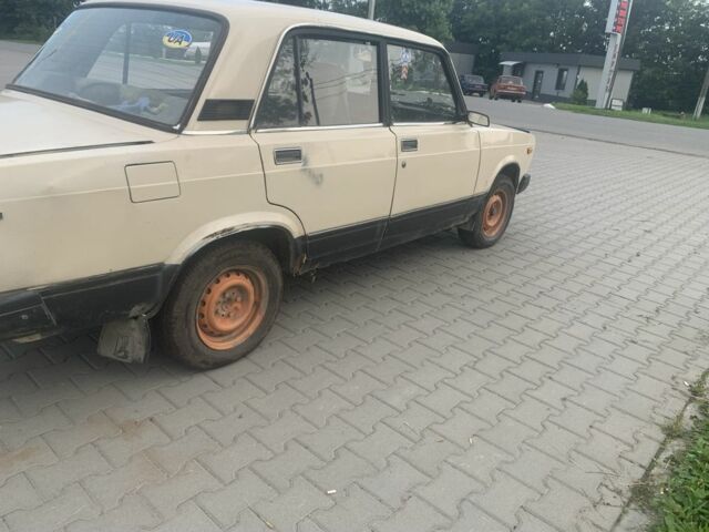 Бежевый ВАЗ 2107, объемом двигателя 0 л и пробегом 25 тыс. км за 325 $, фото 4 на Automoto.ua