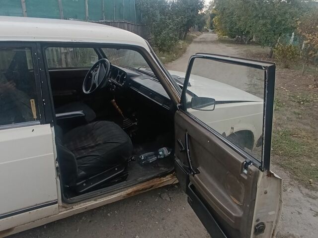 ВАЗ 2107 1997 в Днепре (Днепропетровске) на Automoto.ua Бежевый ВАЗ 2107, объемом двигателя 0 л и пробегом 160 тыс. км за 359 $, фото 5 на Automoto.ua