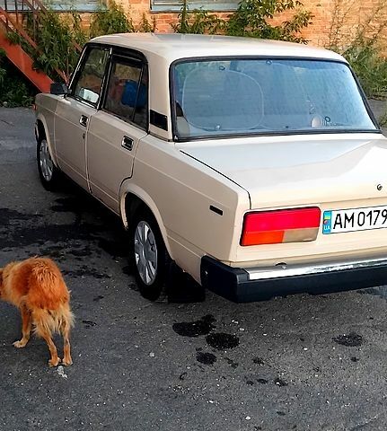 Бежевый ВАЗ 2107, объемом двигателя 1.5 л и пробегом 198 тыс. км за 1100 $, фото 2 на Automoto.ua