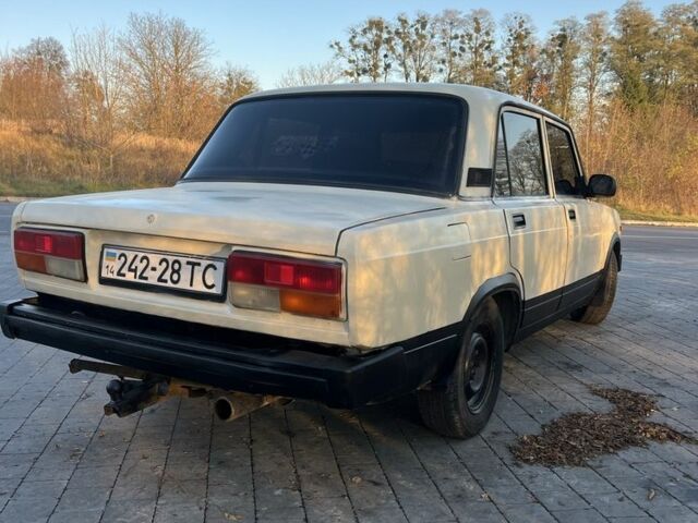 Бежевый ВАЗ 2107, объемом двигателя 1.5 л и пробегом 100 тыс. км за 550 $, фото 4 на Automoto.ua