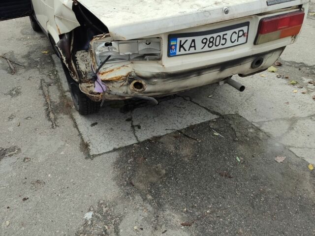 Бежевый ВАЗ 2107, объемом двигателя 1.5 л и пробегом 200 тыс. км за 237 $, фото 4 на Automoto.ua