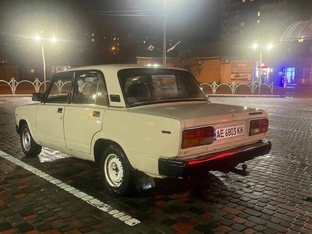 Бежевый ВАЗ 2107, объемом двигателя 1.6 л и пробегом 100 тыс. км за 547 $, фото 5 на Automoto.ua