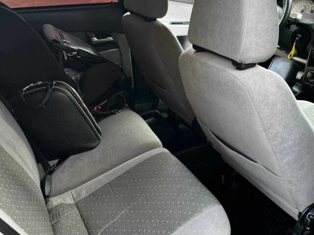 Черный ВАЗ 2107, объемом двигателя 1.6 л и пробегом 200 тыс. км за 2300 $, фото 1 на Automoto.ua