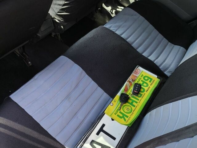 Черный ВАЗ 2107, объемом двигателя 1 л и пробегом 150 тыс. км за 1100 $, фото 7 на Automoto.ua