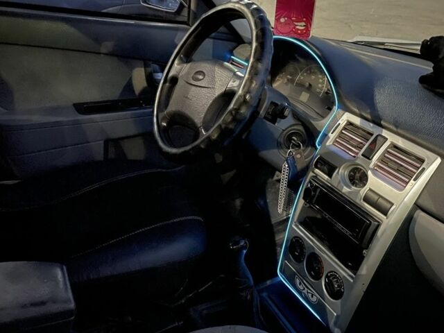 Черный ВАЗ 2107, объемом двигателя 1.6 л и пробегом 3 тыс. км за 2043 $, фото 7 на Automoto.ua