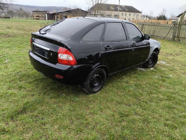 Черный ВАЗ 2107, объемом двигателя 1 л и пробегом 175 тыс. км за 1100 $, фото 2 на Automoto.ua