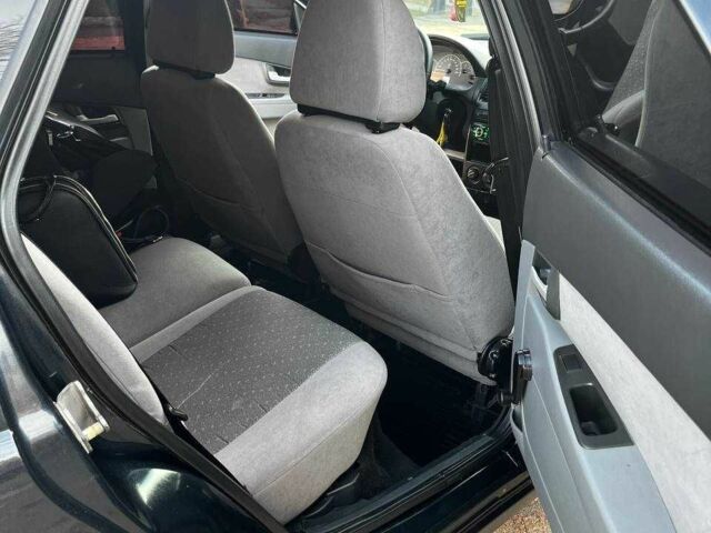 Черный ВАЗ 2107, объемом двигателя 1.6 л и пробегом 200 тыс. км за 2300 $, фото 3 на Automoto.ua