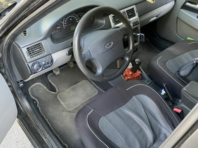 Чорний ВАЗ 2107, об'ємом двигуна 1.6 л та пробігом 200 тис. км за 1700 $, фото 7 на Automoto.ua