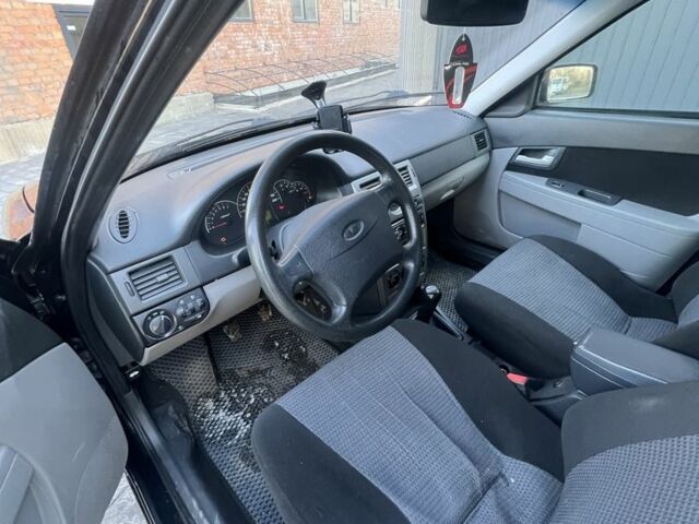 Черный ВАЗ 2107, объемом двигателя 1.6 л и пробегом 144 тыс. км за 1850 $, фото 6 на Automoto.ua