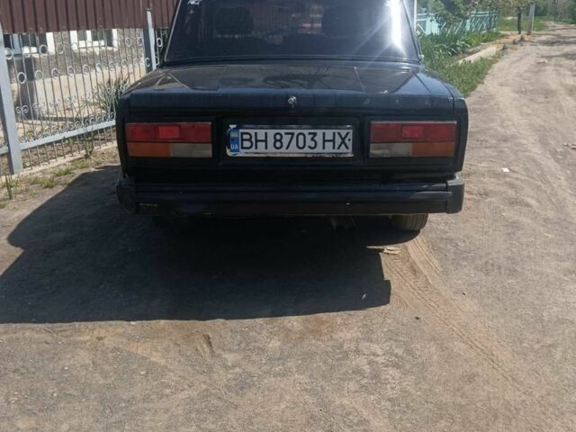 Черный ВАЗ 2107, объемом двигателя 1.5 л и пробегом 15 тыс. км за 450 $, фото 1 на Automoto.ua