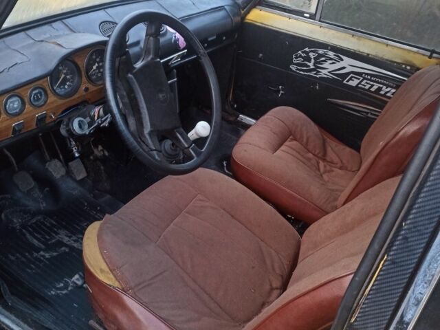 Черный ВАЗ 2107, объемом двигателя 1.5 л и пробегом 12 тыс. км за 544 $, фото 7 на Automoto.ua