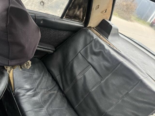 Черный ВАЗ 2107, объемом двигателя 1.5 л и пробегом 73 тыс. км за 550 $, фото 6 на Automoto.ua