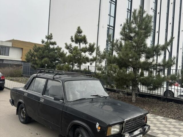 Черный ВАЗ 2107, объемом двигателя 1.5 л и пробегом 73 тыс. км за 550 $, фото 3 на Automoto.ua