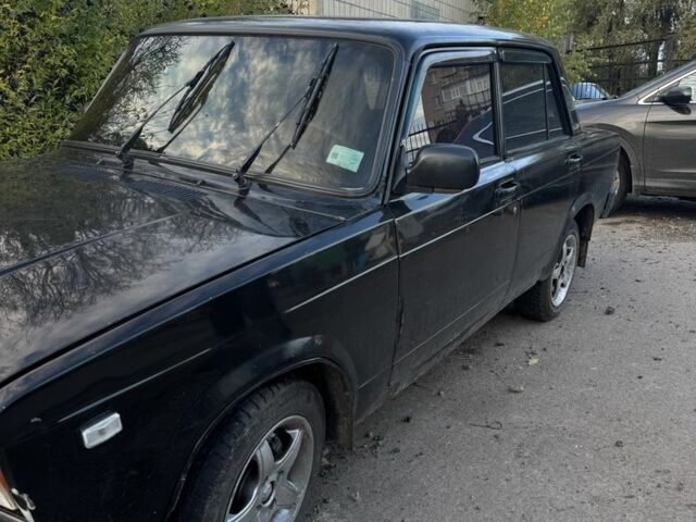 ВАЗ 2107 1998 в Лубнах на Automoto.ua Черный ВАЗ 2107, объемом двигателя 1.5 л и пробегом 111 тыс. км за 653 $, фото 5 на Automoto.ua