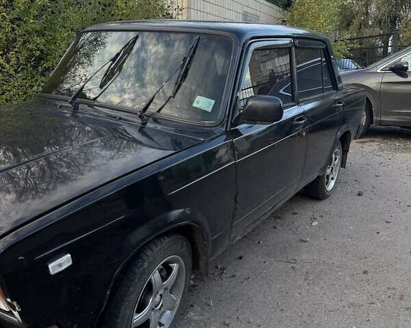 ВАЗ 2107 1998 в Лубнах на Automoto.ua Черный ВАЗ 2107, объемом двигателя 1.5 л и пробегом 111 тыс. км за 653 $, фото 3 на Automoto.ua