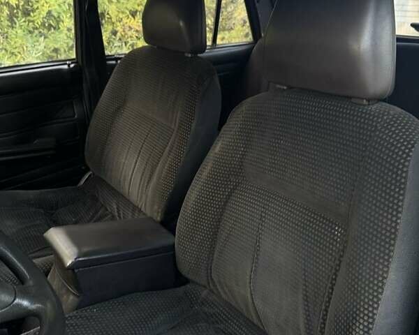 ВАЗ 2107 1998 в Лубнах на Automoto.ua Черный ВАЗ 2107, объемом двигателя 1.5 л и пробегом 111 тыс. км за 653 $, фото 2 на Automoto.ua