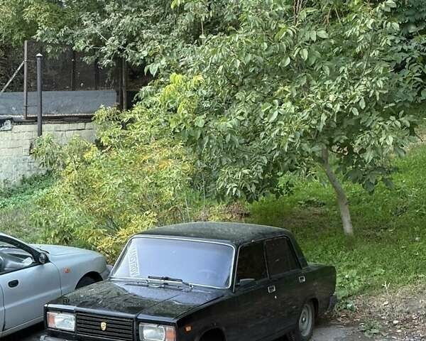 Черный ВАЗ 2107, объемом двигателя 1.5 л и пробегом 96 тыс. км за 1500 $, фото 1 на Automoto.ua