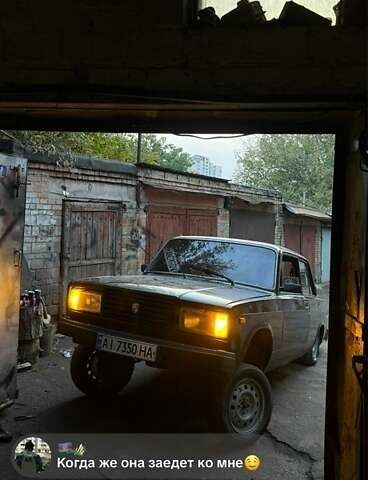 Черный ВАЗ 2107, объемом двигателя 1.5 л и пробегом 96 тыс. км за 1500 $, фото 5 на Automoto.ua