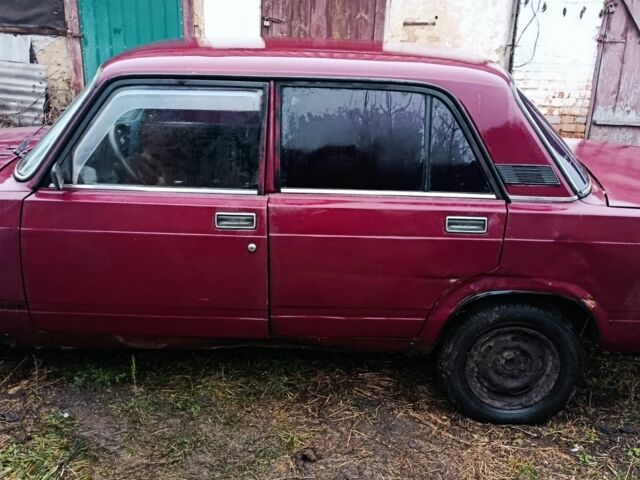 Черный ВАЗ 2107, объемом двигателя 1.6 л и пробегом 46 тыс. км за 474 $, фото 2 на Automoto.ua