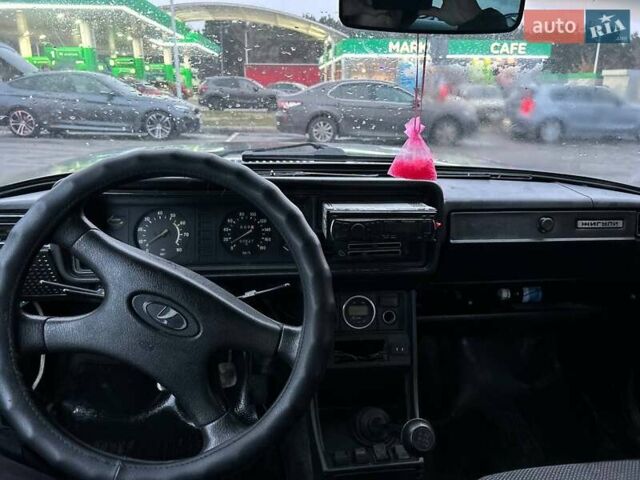 Черный ВАЗ 2107, объемом двигателя 1.5 л и пробегом 130 тыс. км за 1200 $, фото 6 на Automoto.ua