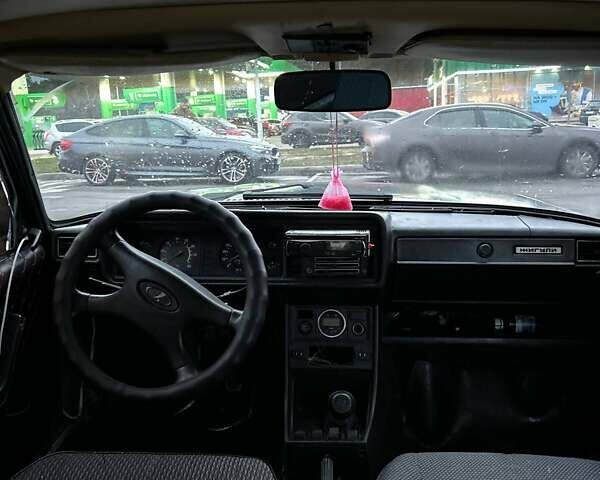 Черный ВАЗ 2107, объемом двигателя 1.5 л и пробегом 130 тыс. км за 1200 $, фото 8 на Automoto.ua