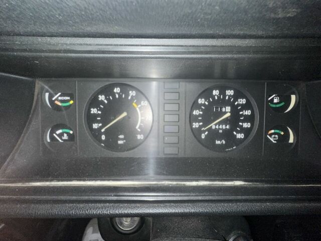 Черный ВАЗ 2107, объемом двигателя 1.5 л и пробегом 84 тыс. км за 597 $, фото 5 на Automoto.ua