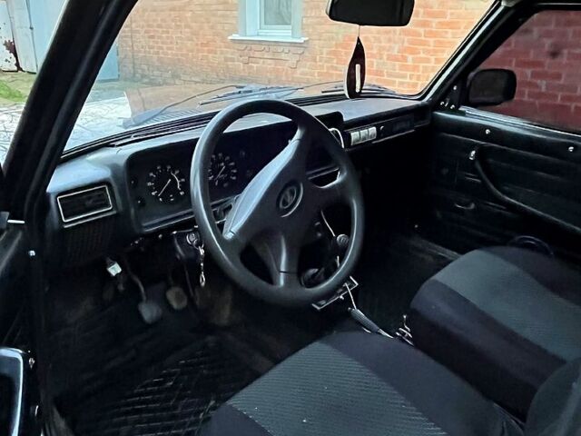 Чорний ВАЗ 2107, об'ємом двигуна 1.5 л та пробігом 0 тис. км за 1500 $, фото 6 на Automoto.ua