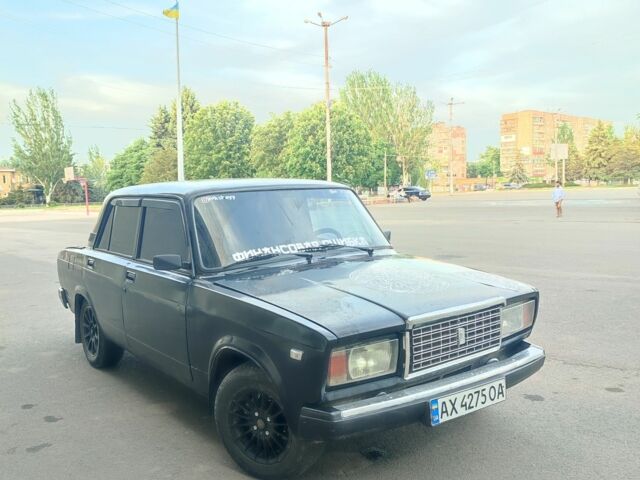 Черный ВАЗ 2107, объемом двигателя 1.5 л и пробегом 80 тыс. км за 915 $, фото 3 на Automoto.ua