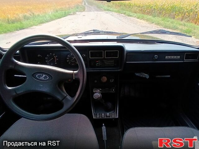Чорний ВАЗ 2107, об'ємом двигуна 1.5 л та пробігом 0 тис. км за 3400 $, фото 8 на Automoto.ua