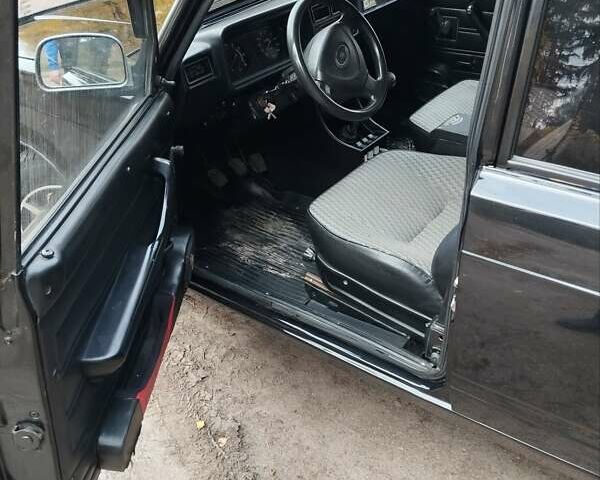 ВАЗ 2107 2006 в Лебедине на Automoto.ua Черный ВАЗ 2107, объемом двигателя 1.6 л и пробегом 320 тыс. км за 1700 $, фото 11 на Automoto.ua