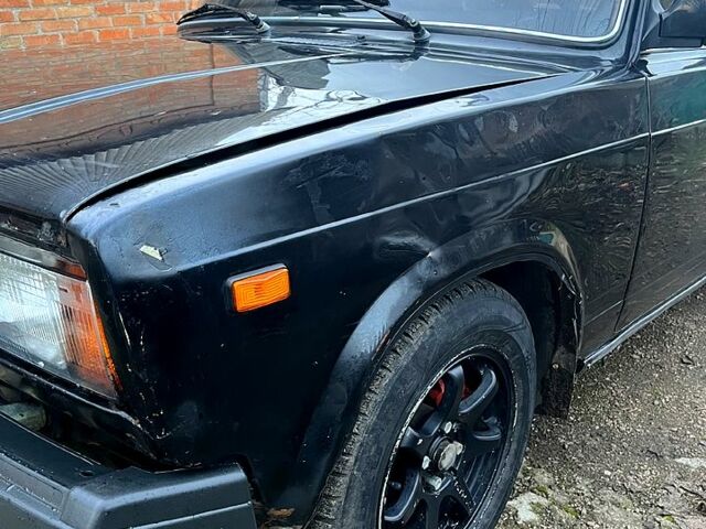 Черный ВАЗ 2107, объемом двигателя 1.5 л и пробегом 0 тыс. км за 1650 $, фото 2 на Automoto.ua