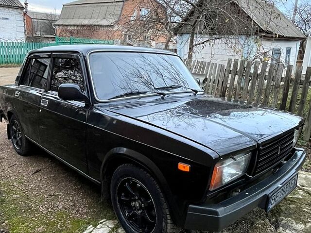 Черный ВАЗ 2107, объемом двигателя 1.5 л и пробегом 0 тыс. км за 1650 $, фото 1 на Automoto.ua