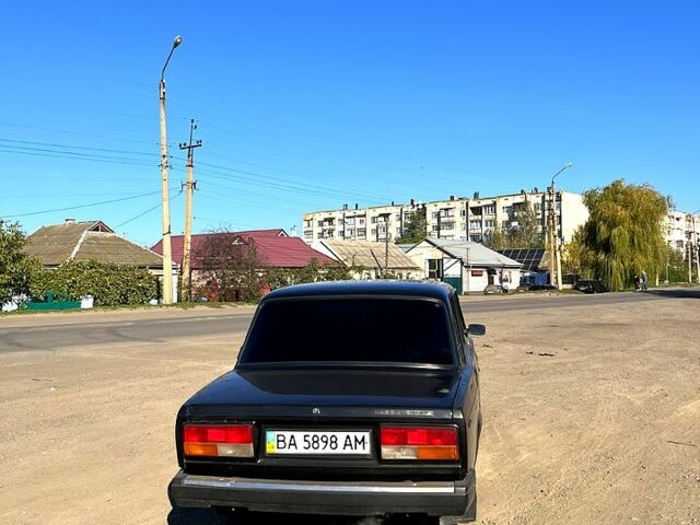 Черный ВАЗ 2107, объемом двигателя 1.5 л и пробегом 232 тыс. км за 1700 $, фото 2 на Automoto.ua