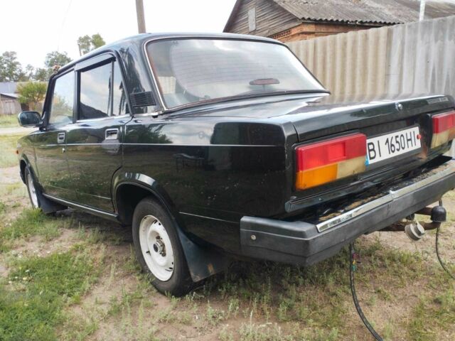 Черный ВАЗ 2107, объемом двигателя 1.5 л и пробегом 77 тыс. км за 1194 $, фото 4 на Automoto.ua