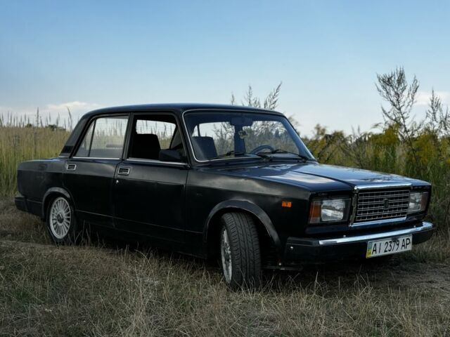 Черный ВАЗ 2107, объемом двигателя 1.5 л и пробегом 187 тыс. км за 1409 $, фото 3 на Automoto.ua