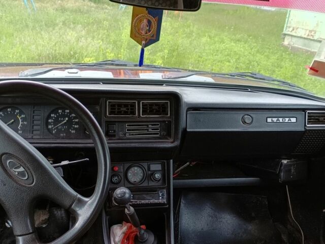 Черный ВАЗ 2107, объемом двигателя 1.5 л и пробегом 127 тыс. км за 1300 $, фото 6 на Automoto.ua
