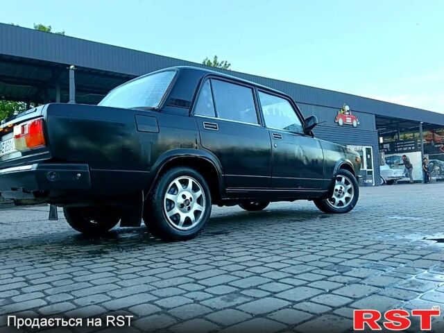 Черный ВАЗ 2107, объемом двигателя 1.5 л и пробегом 247 тыс. км за 1600 $, фото 6 на Automoto.ua