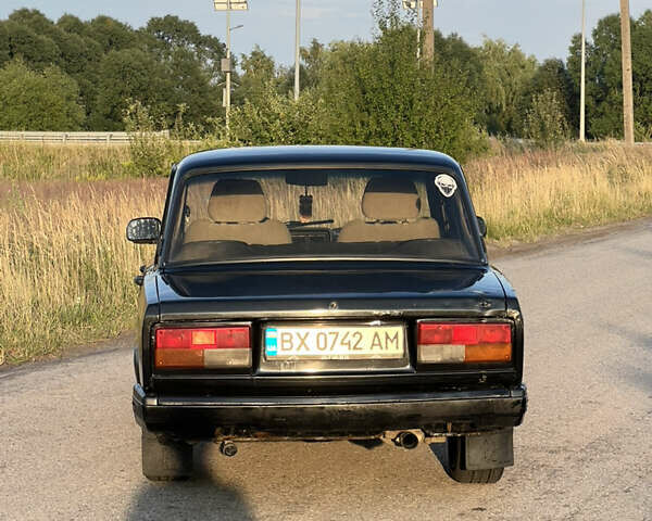 Черный ВАЗ 2107, объемом двигателя 1.5 л и пробегом 110 тыс. км за 1450 $, фото 4 на Automoto.ua