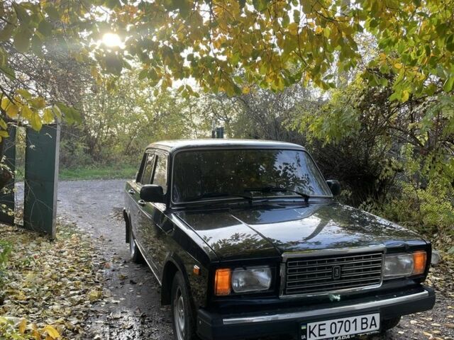 Чорний ВАЗ 2107, об'ємом двигуна 1.5 л та пробігом 166 тис. км за 1900 $, фото 4 на Automoto.ua