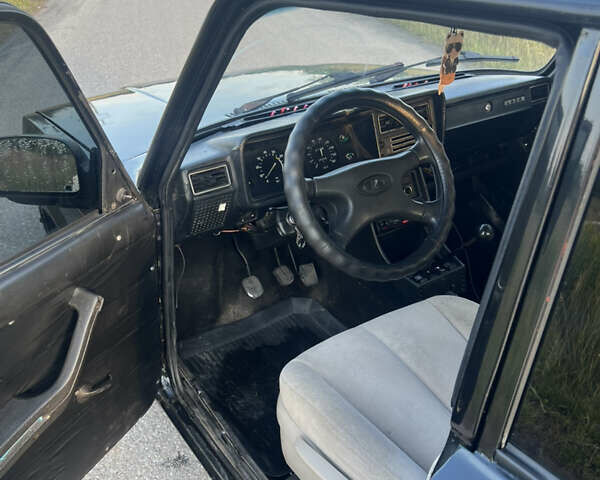 Черный ВАЗ 2107, объемом двигателя 1.5 л и пробегом 110 тыс. км за 1450 $, фото 8 на Automoto.ua